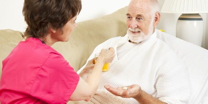 Hướng dẫn cách chăm sóc người bệnh sau tai biến mạch máu não tại nhà Hướng dẫn cách chăm sóc người bệnh sau tai biến mạch máu não tại nhà